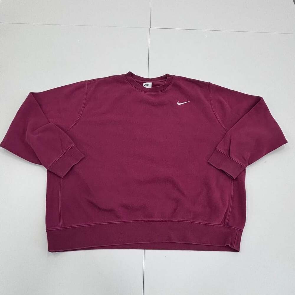 Nike Vintage Burgundy Embroidered Small Swoosh Crewneck Sweatshirt